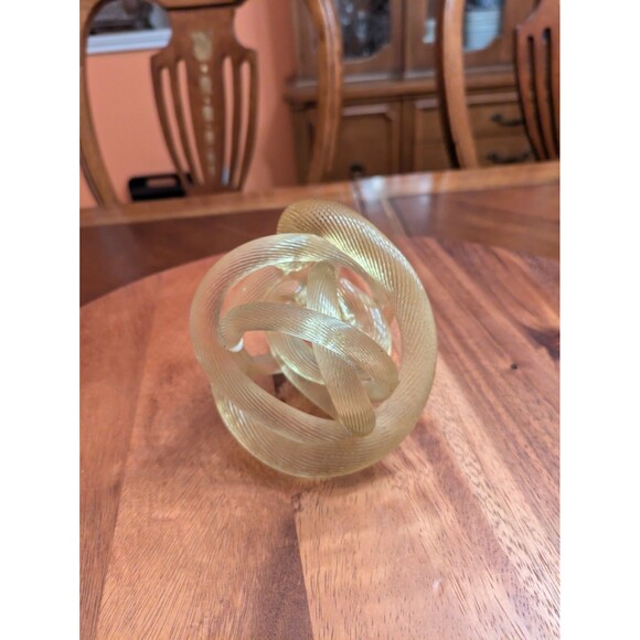 Unbranded Twisted Rope Knot Sculpture Paperweight Art Glass - Picture 1 of 6